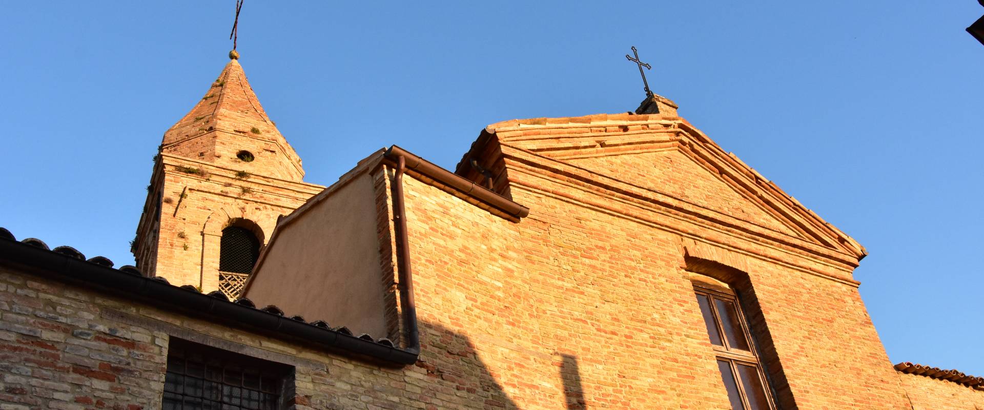 Chiesa delle Clarisse, facciata photo by Daniela Lorenzetti
